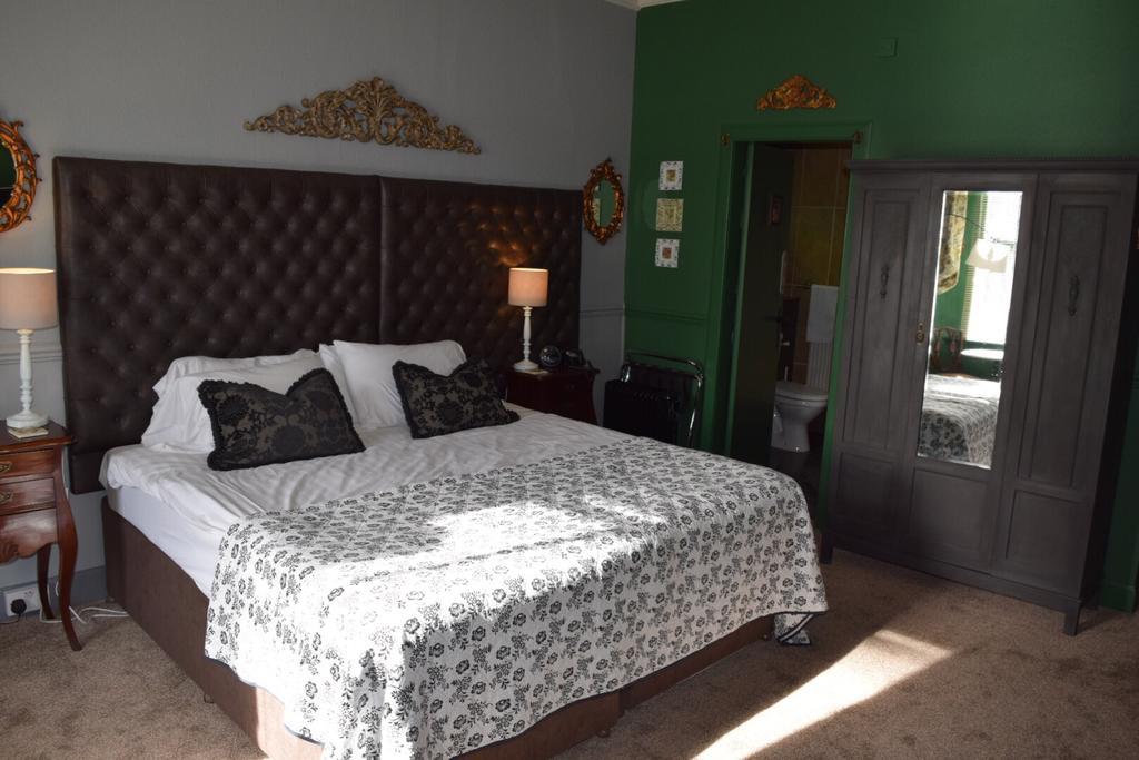 The Retreat Castle Bed & Breakfast Bonnyrigg Ngoại thất bức ảnh