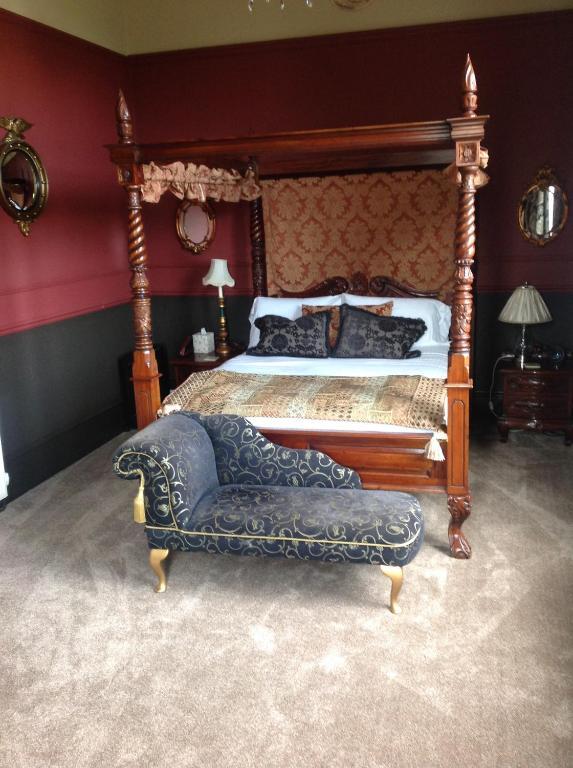 The Retreat Castle Bed & Breakfast Bonnyrigg Ngoại thất bức ảnh